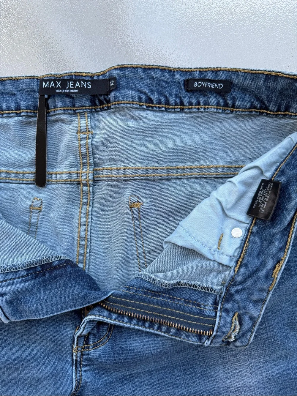 Max Jeans Blue Wash Boyfriend Tapered Leg Mid-Rise Skinny Jeans ~ Women’s 12 - Picture 6 of 9